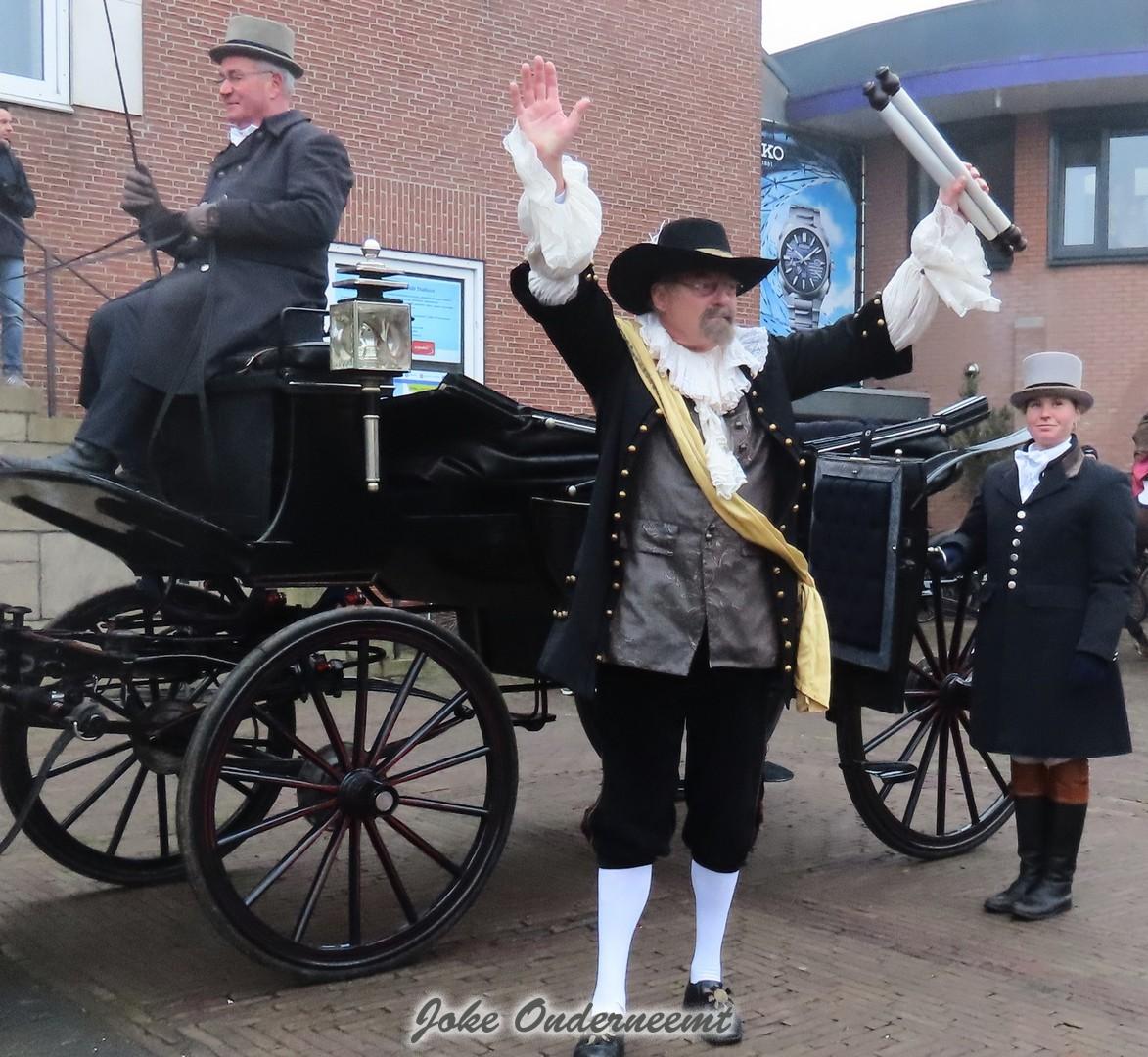 Jan van Nassau na 750 jaar feestelijk ingehaald in Genemuiden