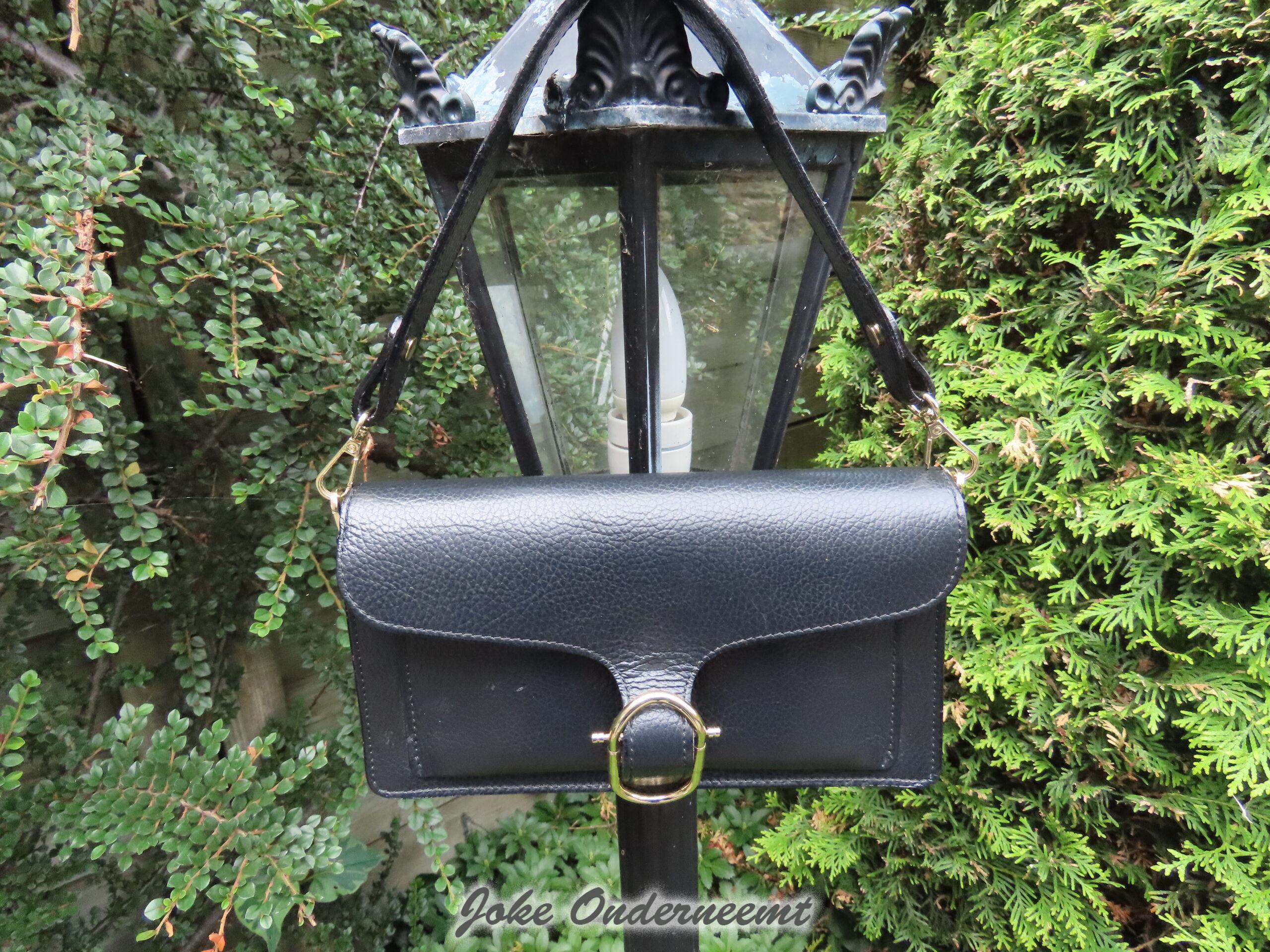 WIE IS HAAR TASJE KWIJT ?